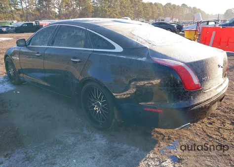 2012 Jaguar Xj Xjl Portfolio z USA, uszkodzony, nr VIN SAJWA2GB0CLV25378